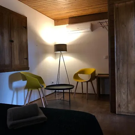 Quinta Do Ragal مزرعة للإقامة